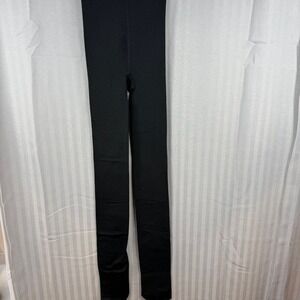 Legacy Women's Black Fleece Lined tights size B. 1 pair